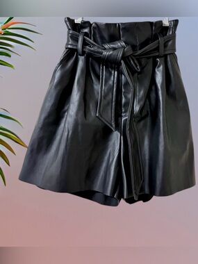 NWT Zenana Outfitters Night Out Black Faux Leather High Rise Shorts Size XS